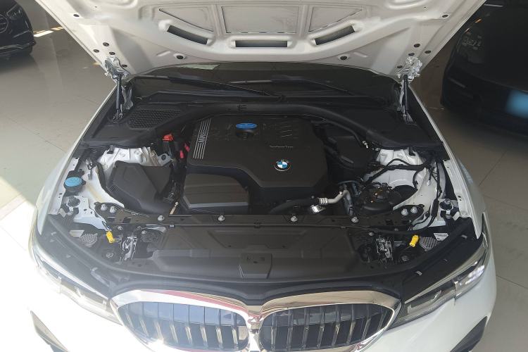 Used BMW 3 Series 2021 Restyled 325Li M Sport Package
