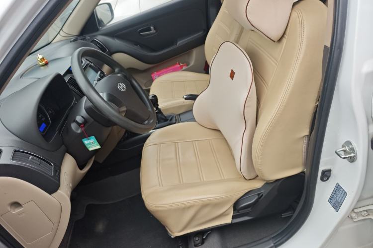 Used Hyundai Celesta 2011 1.6L Manual Comfort Edition
