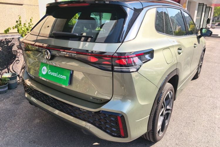 Used Volkswagen Tayron 2025 Tiguan L 380TSI 4Motion Luxury
