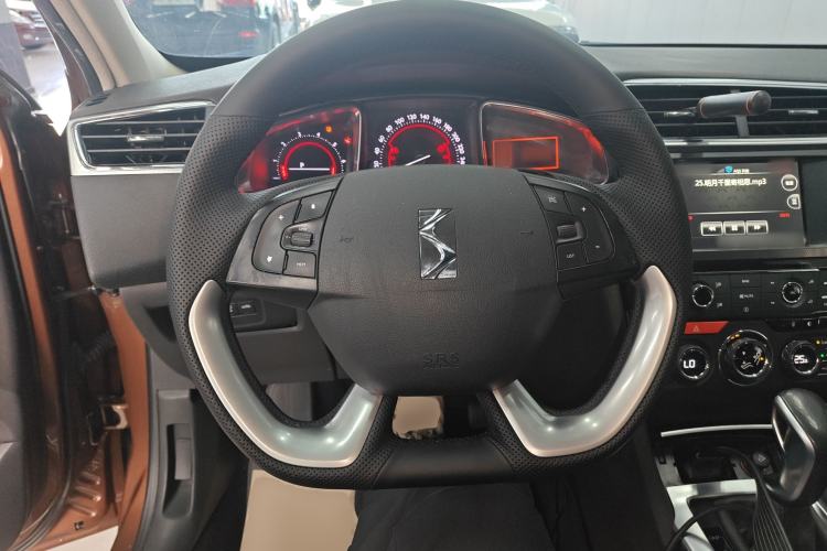 Used  6 2014 1.6T Luxury Edition THP160
