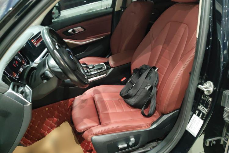 Used BMW 3 Series 2021 Second Facelift 320Li M Sport Package
