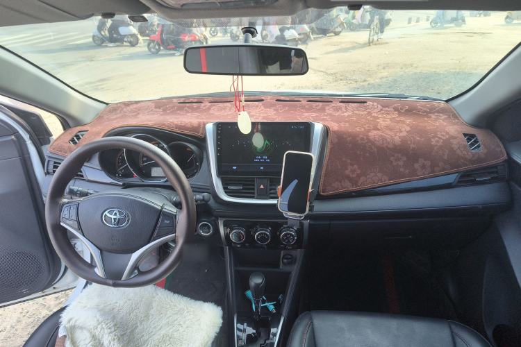 Used Toyota YARiS L 2022 X-Trail 1.5L CVT Luxury PLUS Edition
