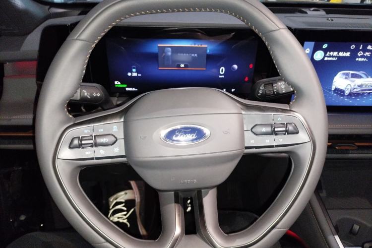 Used Ford Edge 2023 Edge L 2.0T EcoBoost E-Hybrid Four-Wheel Drive Seven-Seat Supreme Model
