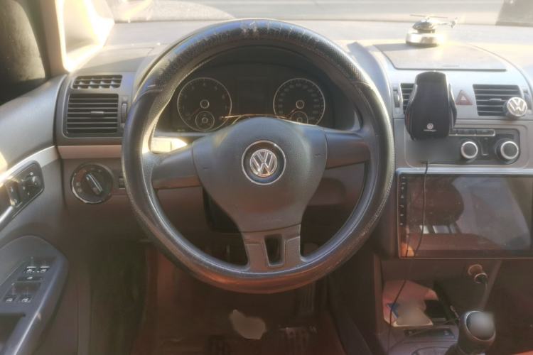 Used Volkswagen Touran 2013 1.4T Manual Fashion Edition 5 Seats