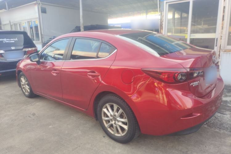 Used Mazda Mazda 3 Axela 2014 Sedan 1.5L Automatic Comfort Model
