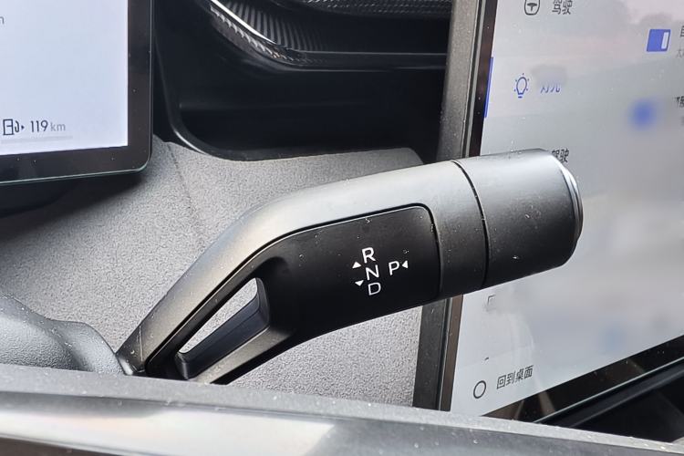 Used Lynk & Co 08 EM-P 2023 220km All-Wheel-Drive Performance Halo
