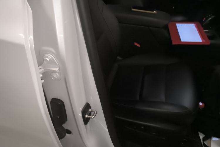 Used Cadillac XT4 2018 28T Two-Wheel Drive Leading Version