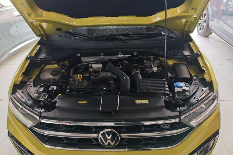 Used Volkswagen T-ROC 2023 300TSI DSG Two-Wheel Drive Starlight Edition
