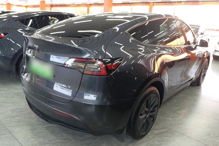 Used Tesla Model Y 2024 Rear-Wheel-Drive Version
