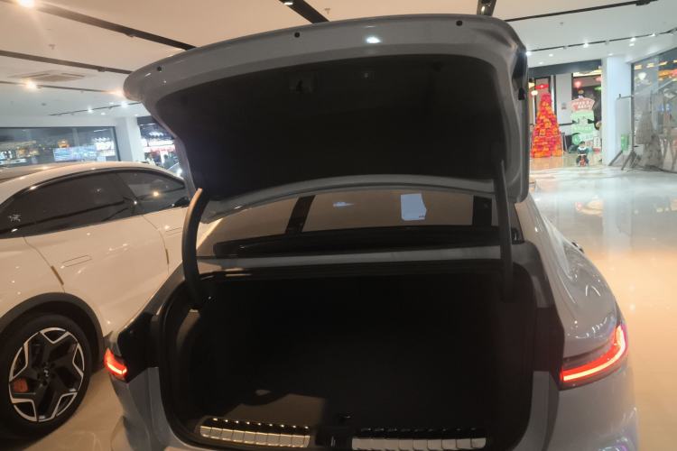 Used Nio ET7 2024 100kWh Executive Signature Edition
