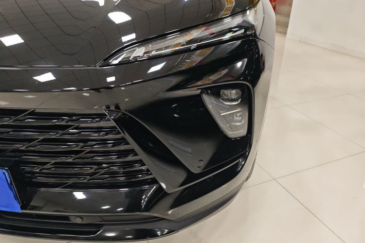 Used Buick Envision 2025 Encore Plus 28T All-Wheel-Drive Platinum Edition
