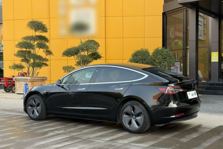 Used Tesla Model 3 2019 Long-Range Rear-Wheel-Drive Version
