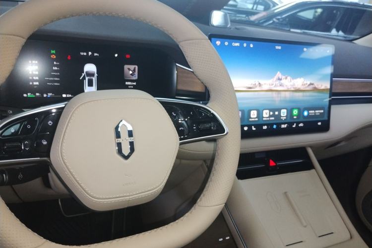 Used Hima AITO M7 2024 1.5T Intelligent Driving 4WD Max Edition 5 Seats
