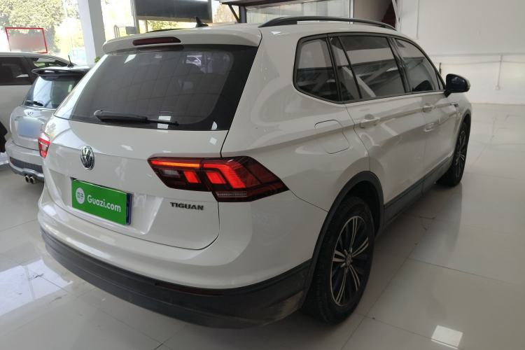 Used Volkswagen Tiguan L 2020 330TSI Automatic Two-Wheel Drive Luxury Edition China VI Standard

