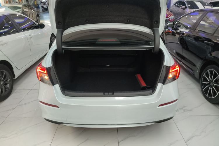 Used Honda Civic 2023 2.0L eHEV Pioneer Edition
