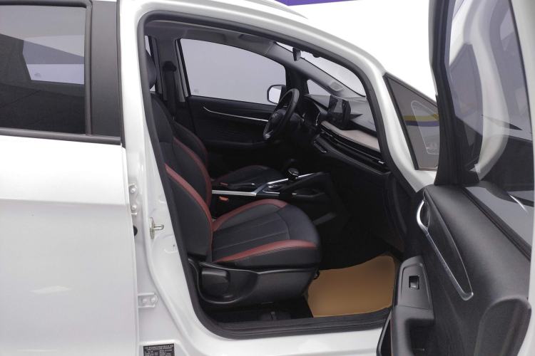 Used Geely Auto Vision X3 2021 PRO 1.5L CVT Deluxe Model
