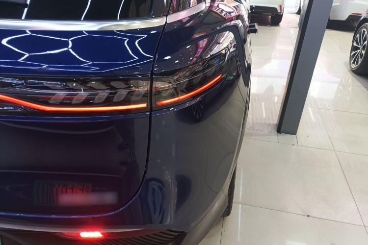 Used VOYAH FREE 2021 Four-Wheel Drive Standard Range-Extended Exclusive Luxury Package
