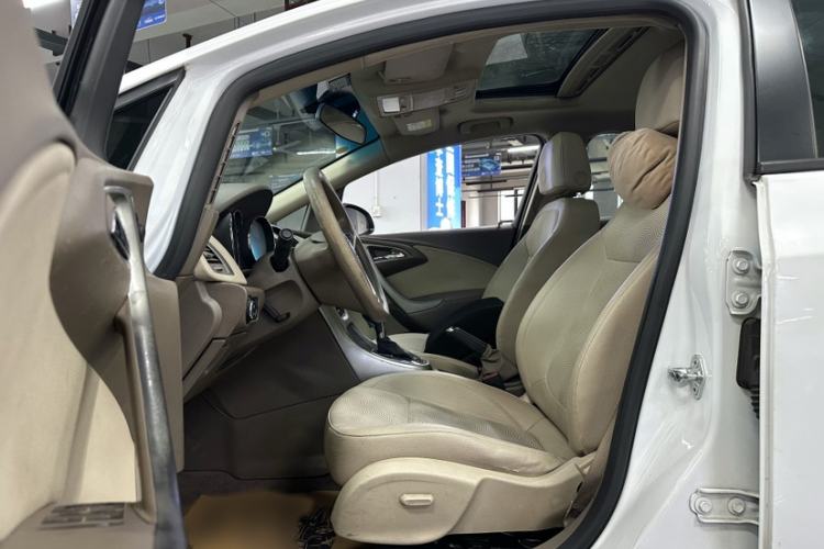 Used Buick GT 2013 GT 1.6L Automatic Fashion Edition