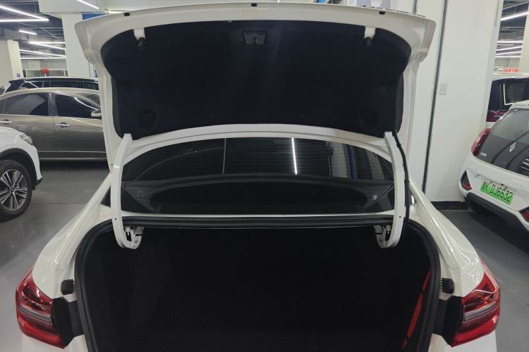 Used Ford Escort 2021 1.5L Automatic Diamond Edition
