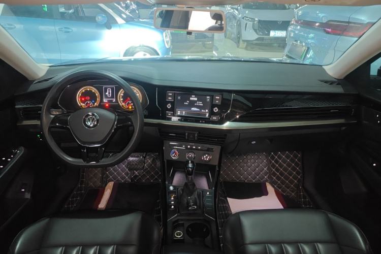 Used Volkswagen Passat 2019 280TSI Business Edition China VI