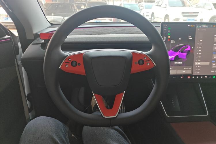 Used Tesla Model Y 2025 Rear-Wheel-Drive Version
