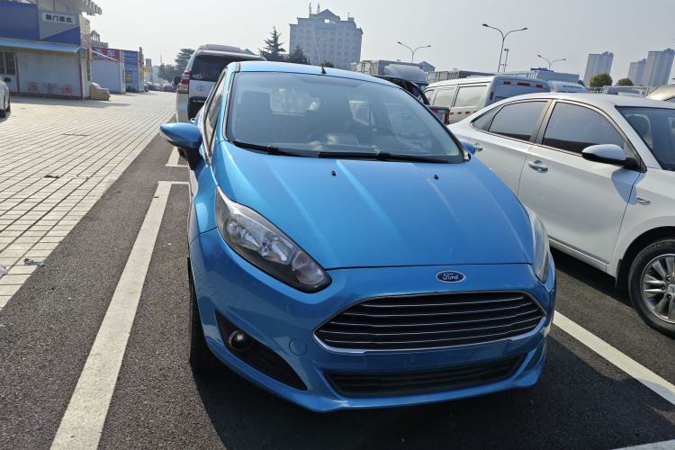 Used Ford Fiesta 2013 Hatchback 1.5L Manual Fashion Edition
