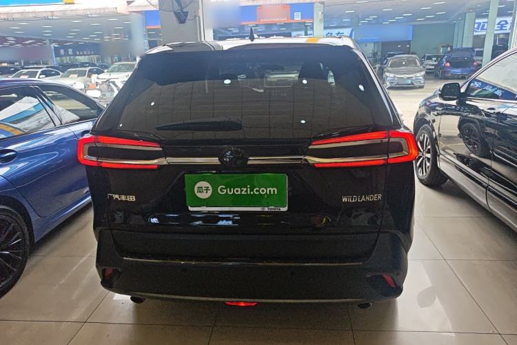 Used Toyota Wildlander 2022 Updated Version 2.0L CVT Two-Wheel Drive Leading Edition