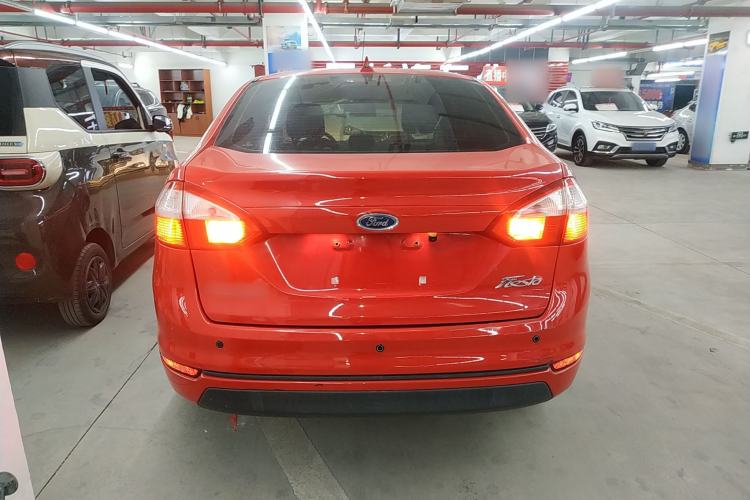 Used Ford Fiesta 2013 Sedan 1.5L Manual Fashion Edition