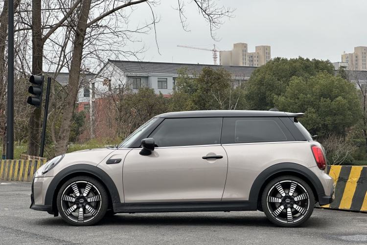 Used MINI MINI 2022 Updated 2.0T COOPER S Artist