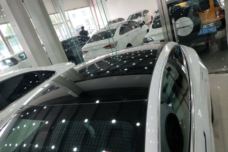 Used Tesla Model 3 2019 Standard Range Rear-Drive Upgraded Version
