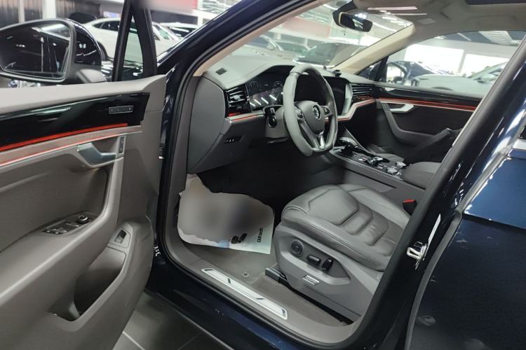 Used Volkswagen Touareg 2020 3.0 TSI Luxury Edition China VI
