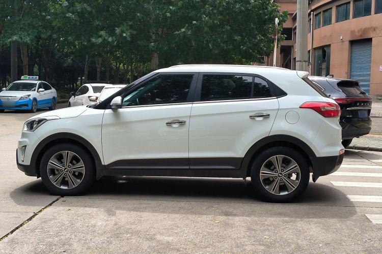 Used Hyundai ix25 2015 1.6L Automatic Two-Wheel Drive Smart GLS Trim
