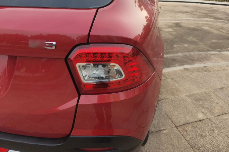 Used Brilliance V3 2016 1.5L Automatic Elite Model
