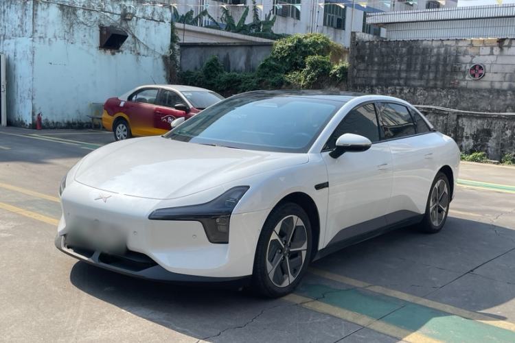 Used XPeng MONA M03 2024 620 with Ultra-Long Range
