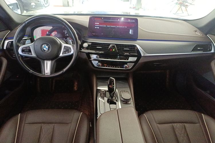 Used BMW 5 Series 2021 Facelifted 530Li Leading Edition M Sport Package
