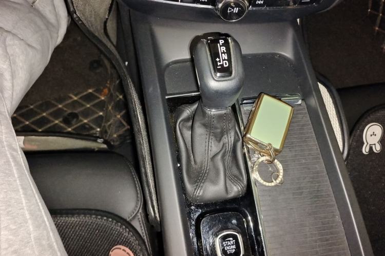 Used Volvo S60 2020 T4 Zhiyi Luxury Edition