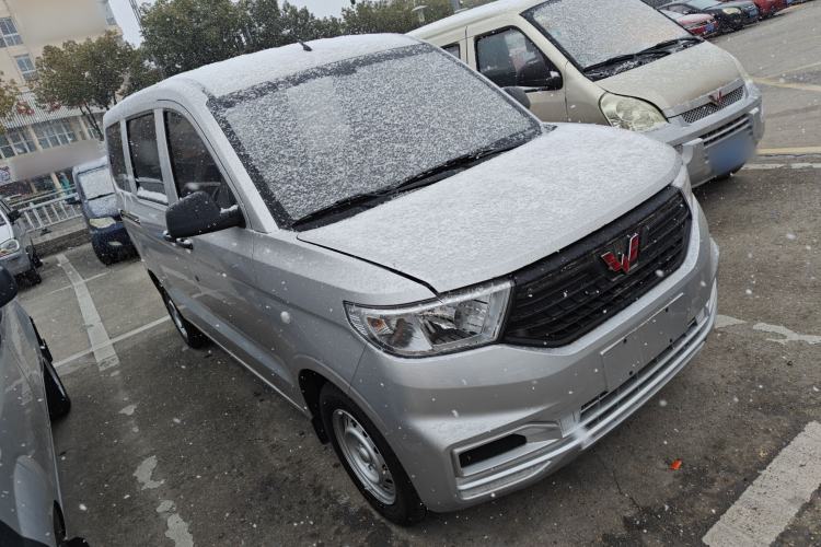 Used Wuling Hongguang V 2022 1.5L Jingqu Edition Electric-Assist LAR
