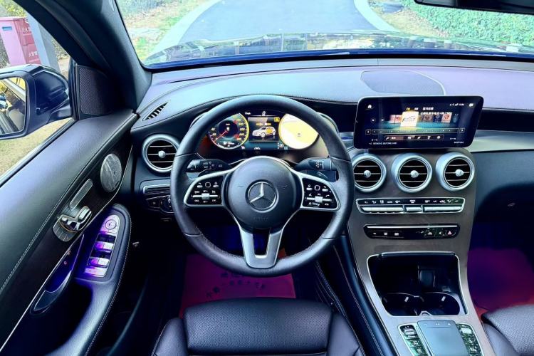 Used Mercedes-Benz GLC 2022 Refreshed GLC 300 L 4MATIC Dynamic Edition
