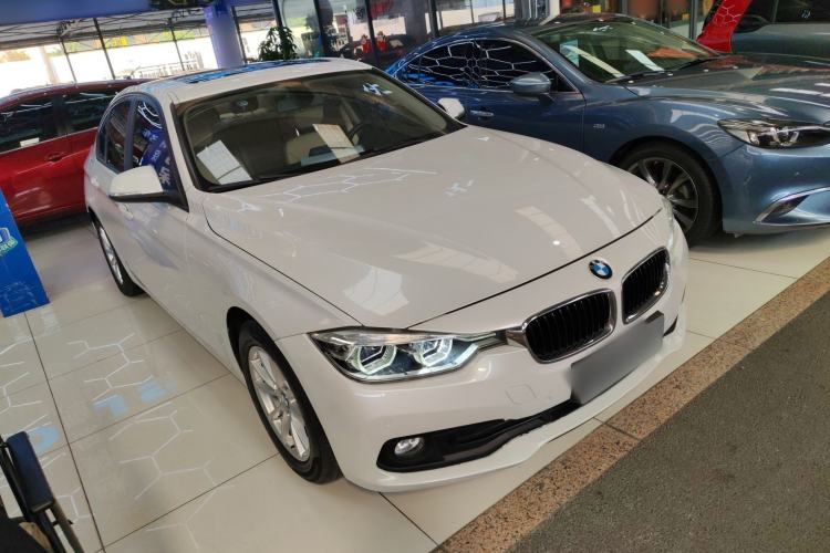 Used BMW 3 Series 2016 316i Fashion Model
