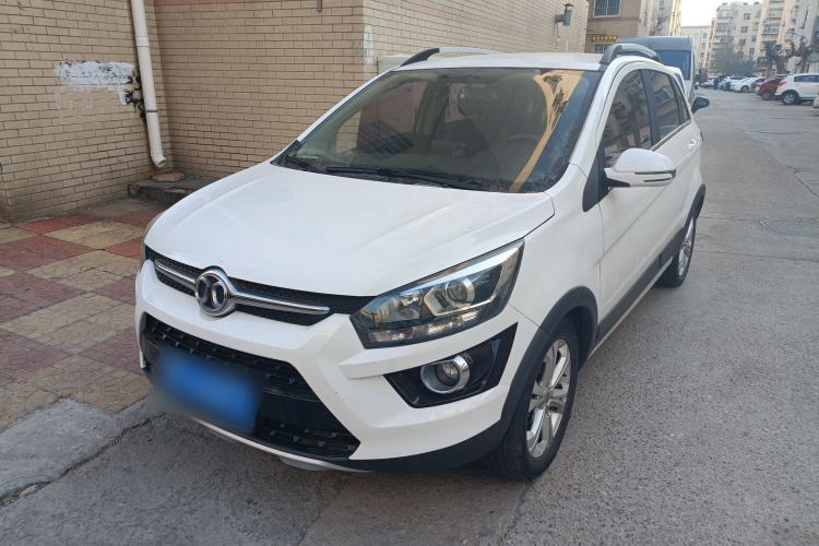 Used BAIC Senova X25 2015 1.5L manual Comfort trim level