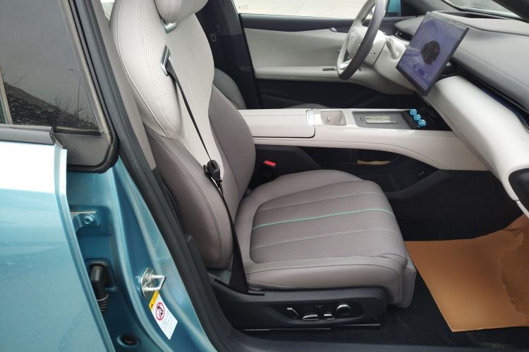 Used  L07 2024 230Max Qiankun Intelligent Driving ADS SE Range-Extended Version
