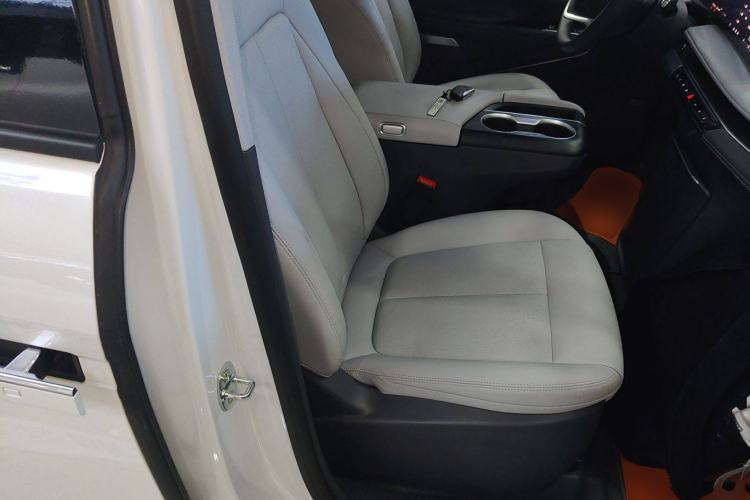 Used Buick GL8 2025 Lu Zun Deluxe Edition
