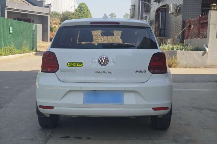 Used Volkswagen Polo 2014 1.4L Manual Comfort Edition
