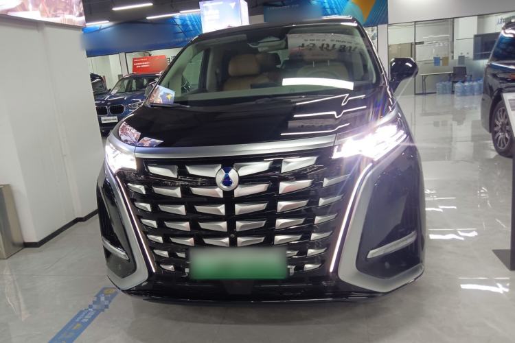 Used Denza D9 2022 DM-i 970 Four-Wheel Drive Flagship Model