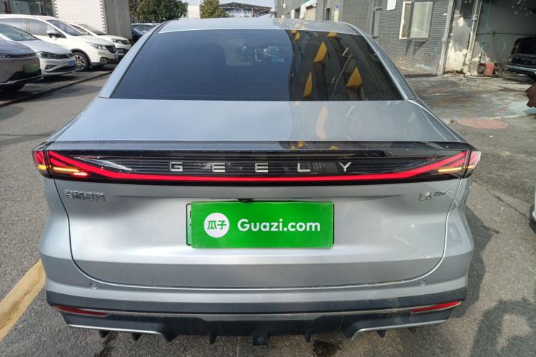 Used  L6 2025 EM-i 140km Starship Edition