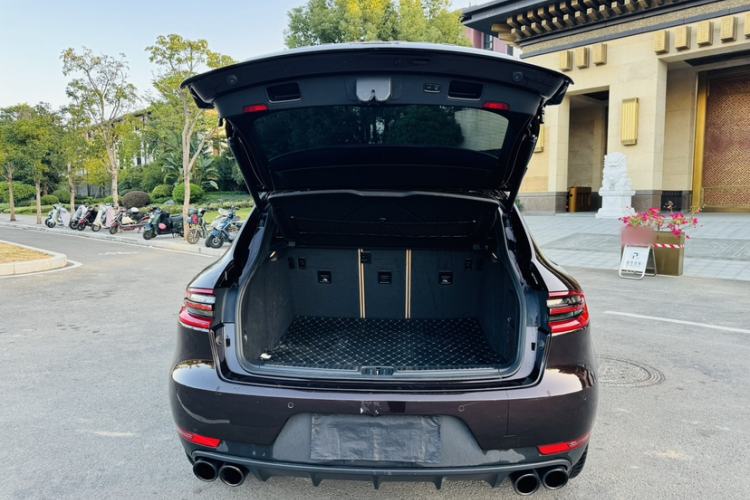 Used Porsche Macan 2017 Macan 2.0T
