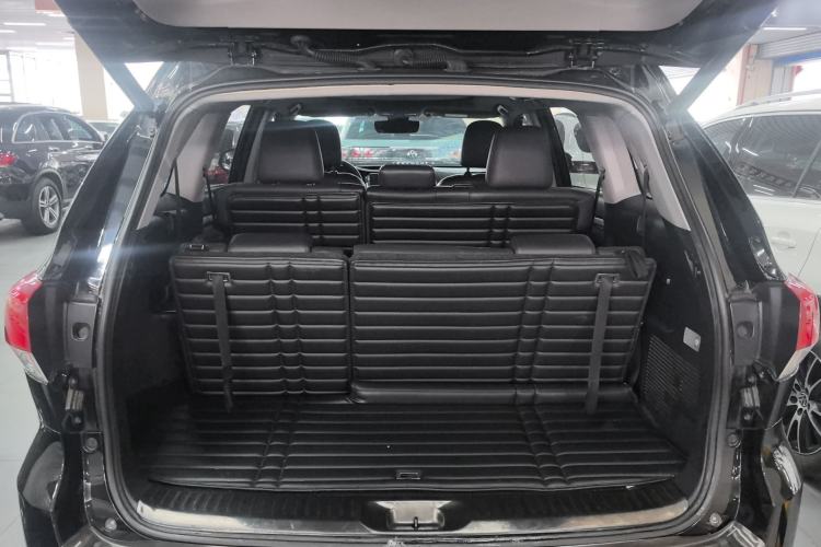 Used Toyota Highlander 2018 2.0T Four-Wheel Drive Prestige Version 7 Seats China V Emission Standard