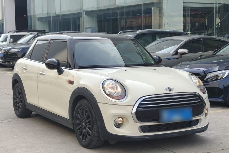 Used  MINI 2016 1.5T COOPER Five-Door Edition
