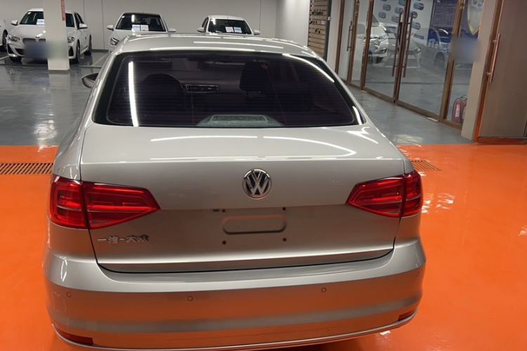 Used Volkswagen Sagitar 2015 1.6L Automatic Comfort Model