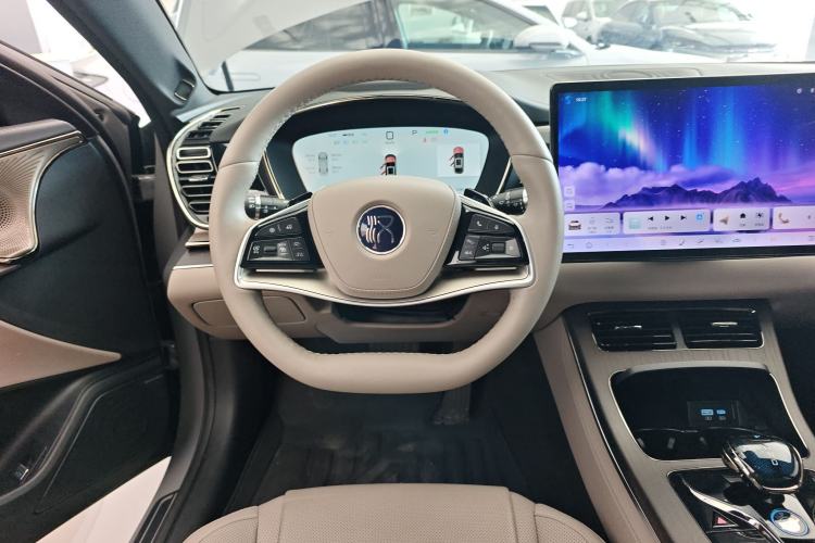 Used BYD Han 2025 EV with 701 km of Laser Radar-Enabled Intelligent Driving
